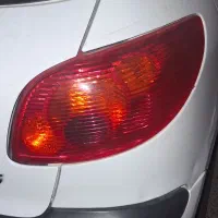 چراغ عقب ۲۰۶