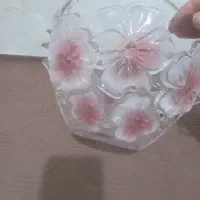 مقداری ظروف