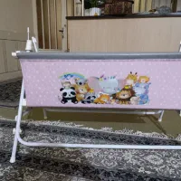 گهواره نوزاد شادی