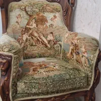 مبل سلطنتی ومیز عسلی کنده کاری شده