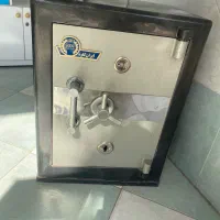 یک گاوصندوق نسوز۳طبقه ایران کاوه،اصل،درحدنو،قدیمی|ابزارآلات|تهران, کیانشهر|دیوار