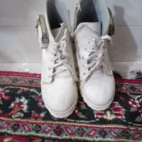 کفش و کت دامن