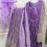 لباس محلی نو کاملاً سالم و تمیز