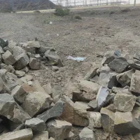 به تعدادی کارگر برای سنگ سیمان و دیوار|استخدام معماری، عمران و ساختمانی|بند زرک, |دیوار