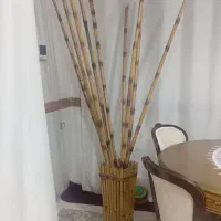 گلدان و شاخه بامبو