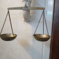 ترازوقدیمی