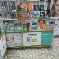 قفسه داروخانه