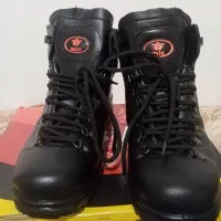 کفش ایمنی مهندسی