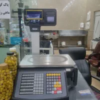 فروش یخچال و ترازو|فروشگاه و مغازه|اراک, |دیوار