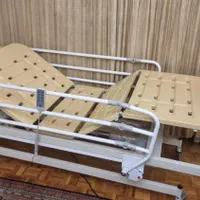 تخت‌ برقی سه شکن بیمارستانی /تشک مواج/ ویلچراجاره|آرایشی، بهداشتی، درمانی|تهران, آذری|دیوار