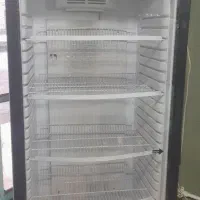 یخچال تک درب