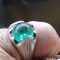 زمرد سبز انگشتر