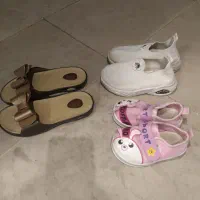 ۲ جفت کفش و ۱ جفت دمپایی  ۱۳۰ تومن