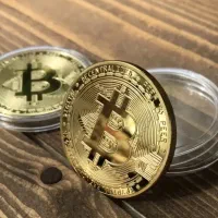 سکه و تریینات روکش طلایی و colection دکور