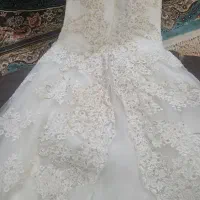 دوتا لباس عروس|لباس|اراک, |دیوار