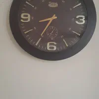 ساعت دیواری