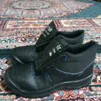 یک جفت گفش کار سایز 41|کیف، کفش، کمربند|رشت, معلولین|دیوار