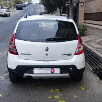 ساندرو استپ وی 1398کم کار|خودرو سواری و وانت|تهران, فلسطین (میدان انقلاب)|دیوار