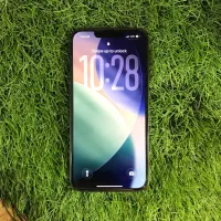 ایفون ۱۳ تک سیم