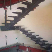 جوشکاری ساخت و نصب پله گرد و درب مدرن|خدمات پیشه و مهارت|میناب, |دیوار