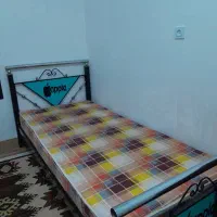 تخت یک نفره باتشک وکاور تشک|تخت و سرویس خواب|شیراز, شهرک بهار|دیوار