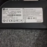 مانیتور 19 اینچ LG|قطعات و لوازم جانبی رایانه|بندر کنگان, |دیوار