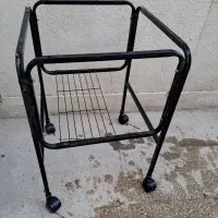 پایه چرخدار قفسه پرنده