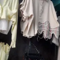 فروشنده خانم مجرد