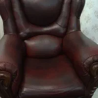 ساعت برنز و مبل تمام چرم ترکیه|مبلمان خانگی و میز عسلی|خوی, |دیوار