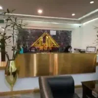 استخدام مشاور املاک