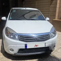 رنو ساندرو سال ۹۶ عادی