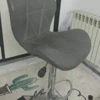 صندلی پایه دار