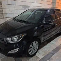 هیوندا i20