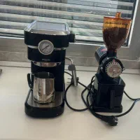 اسپرسو ساز مباشی و آسیاب قهوه در حد نو