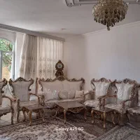 مبلمان استیل کرم و طلایی