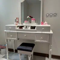 میز لوازم آرایش