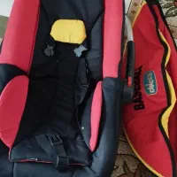 کریر و مقداری وسایل بچه