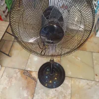 پنکه ایستاده