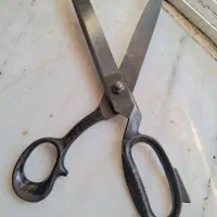 قیچی خیاطی آلمانی خیلی قدیمی با مارک جرمنی