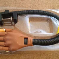 دست  مصنوعی برای ناخون کاری