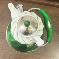 قوری و کاری