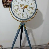 ساعت پایه دار