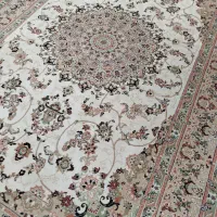 یک تخته فرش۶متری سالم و تمیز و تمام نخ