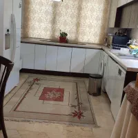 آپارتمان 65متری، 2خواب، پارکینگ، طبقه اول