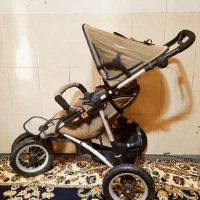 فروش دو عدد کالسکه خارجی و یک عدد راه رو کمکی