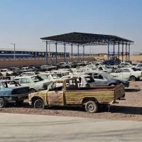 استخدام نیروی فنی آچار به دست