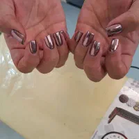 ناخن،کاشت پودر و پلی ژل ترمیم ولمینت ناخن تهرانسر