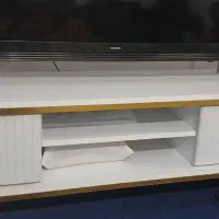 میز تی وی سالم  سالم