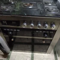 یک عدد اجاق گاز طرح فر ویک عدد ماشین لباسشویی AEG|ماشین لباسشویی و خشک‌کن لباس|کرج, کوی امامیه|دیوار