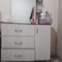 میز آرایشی درحد نو
